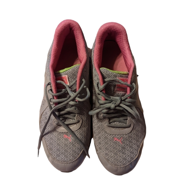 Women's Puma Tennis Shoes Size 9 - Picture 4 of 4